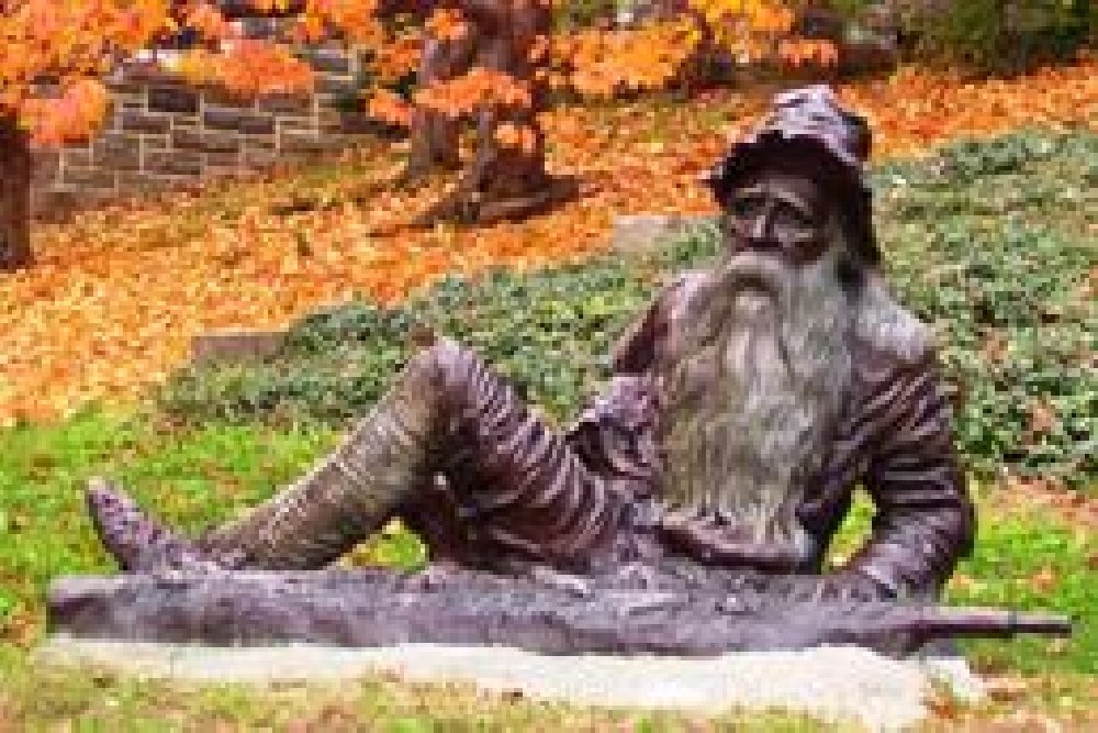 blog-1649282374Irvington_statue_of_Rip_van_Winkle.jpg
